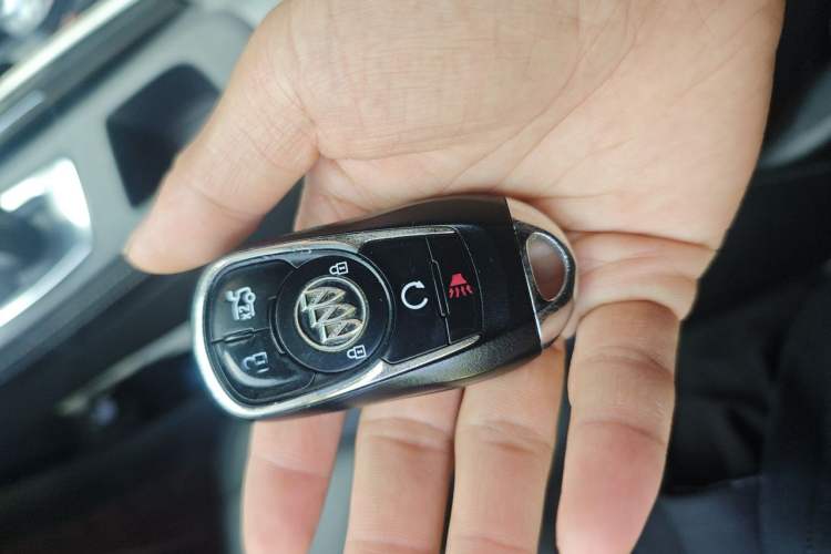 Used Buick LaCrosse 2019 28T Luxury Version Vehicle Key