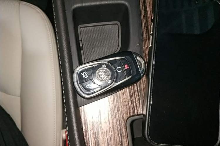 Used Buick LaCrosse 2019 28T Elite Edition Vehicle Key