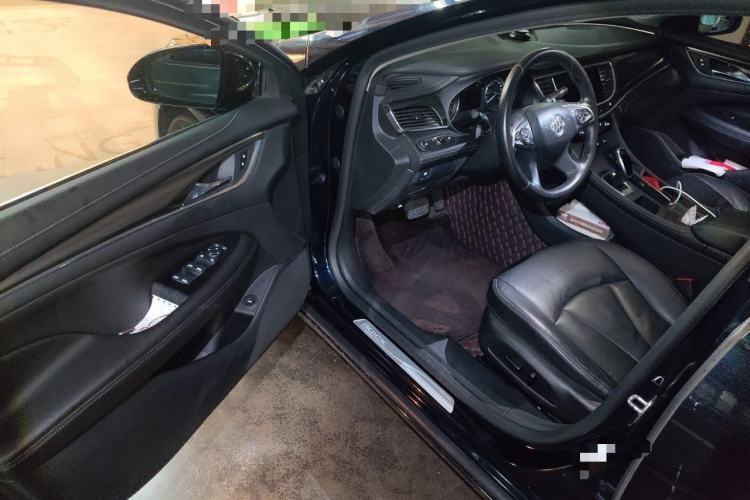 Used Buick LaCrosse 2019 28T Luxury Version Driver Seat