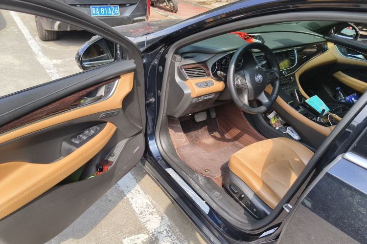 Used Buick LaCrosse 2019 28T Prestige Model Driver Seat