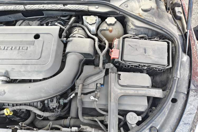 Used Buick LaCrosse 2019 28T Prestige Model Engine Bay Left
