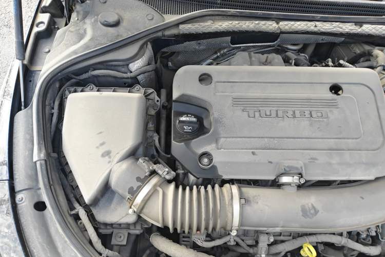 Used Buick LaCrosse 2019 28T Prestige Model Engine Bay Right