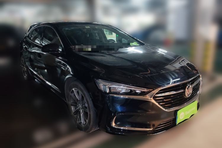 Used Buick LaCrosse 2019 28T Luxury Version Front Right 45 Deg