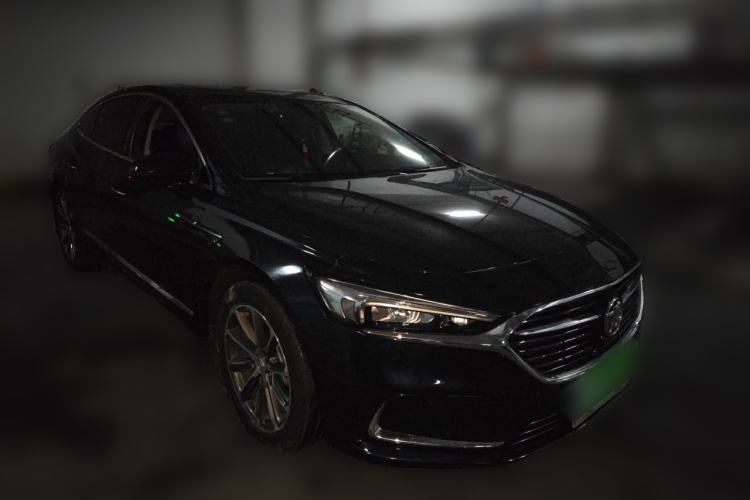 Used Buick LaCrosse 2019 28T Luxury Version Front Right 45 Deg