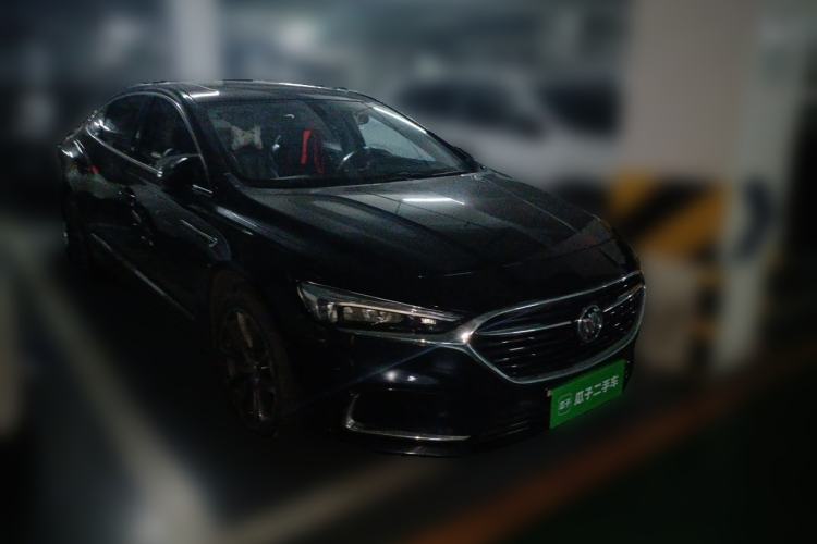 Used Buick LaCrosse 2019 28T Luxury Version Front Right 45 Deg