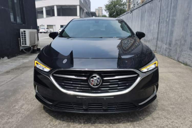 Used Buick LaCrosse 2019 28T Luxury Version Front