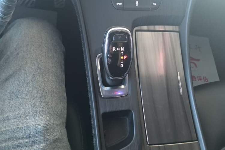 Used Buick LaCrosse 2019 28T Luxury Version Gear Lever