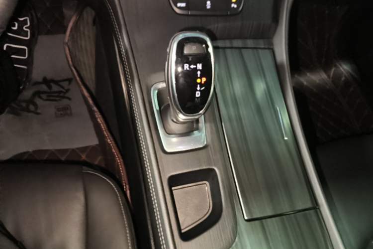 Used Buick LaCrosse 2019 28T Luxury Version Gear Lever
