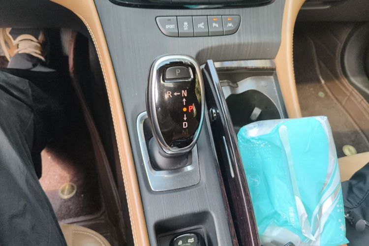 Used Buick LaCrosse 2019 28T Prestige Model Gear Lever