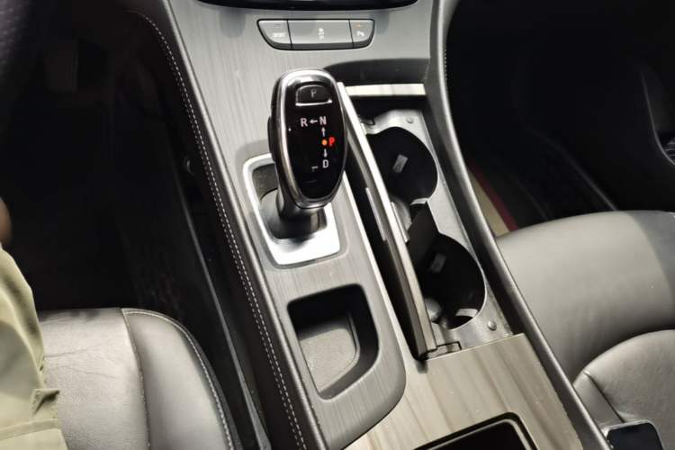 Used Buick LaCrosse 2019 28T Luxury Version Gear Lever