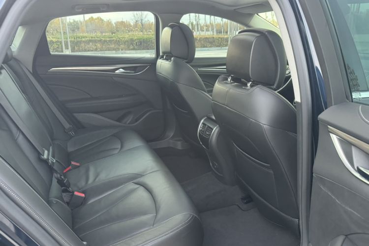 Used Buick LaCrosse 2019 28T Luxury Version Interior 1