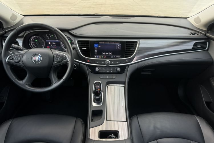 Used Buick LaCrosse 2019 28T Luxury Version Interior 4