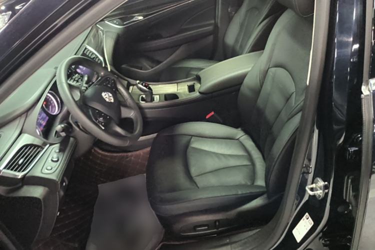 Used Buick LaCrosse 2019 28T Luxury Version Left Front Seat