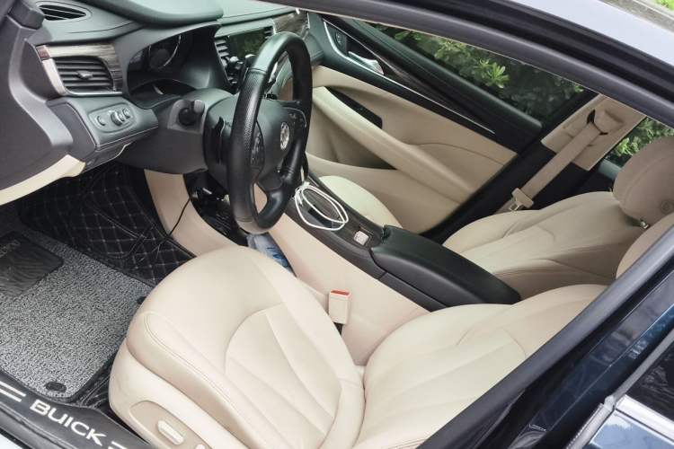 Used Buick LaCrosse 2019 28T Elite Edition Left Front Seat
