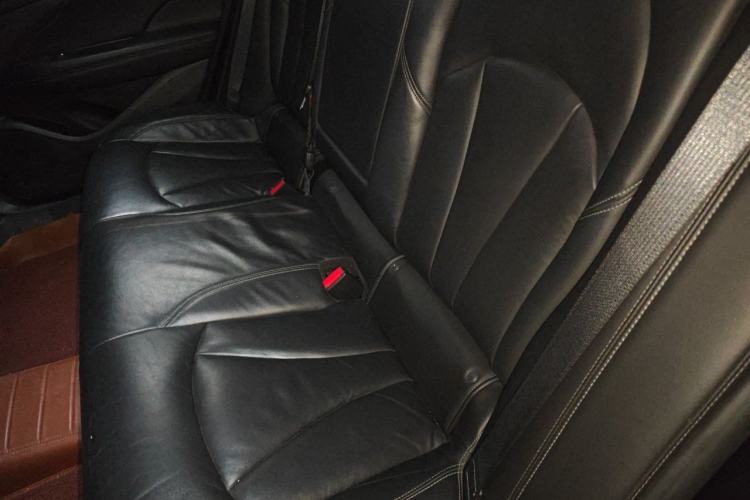 Used Buick LaCrosse 2019 28T Luxury Version Left Rear Seat