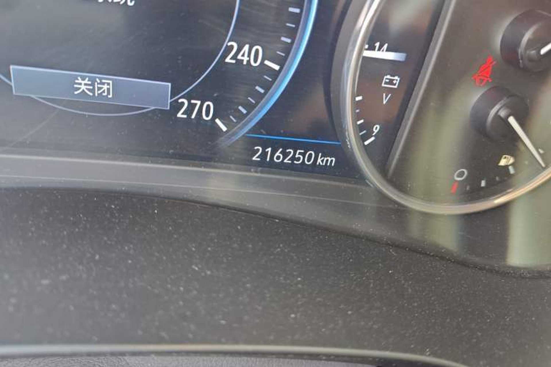 Used Buick LaCrosse 2019 28T Prestige Model Odometer Close Up