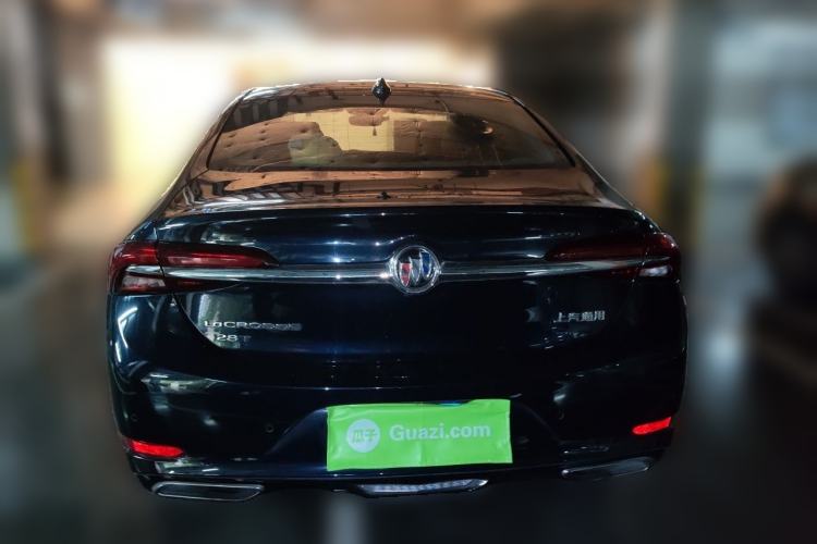 Used Buick LaCrosse 2019 28T Luxury Version Rear