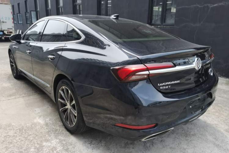 Used Buick LaCrosse 2019 28T Luxury Version Rear Left 45 Deg