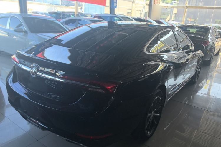 Used Buick LaCrosse 2019 28T Luxury Version Rear Right 45 Deg