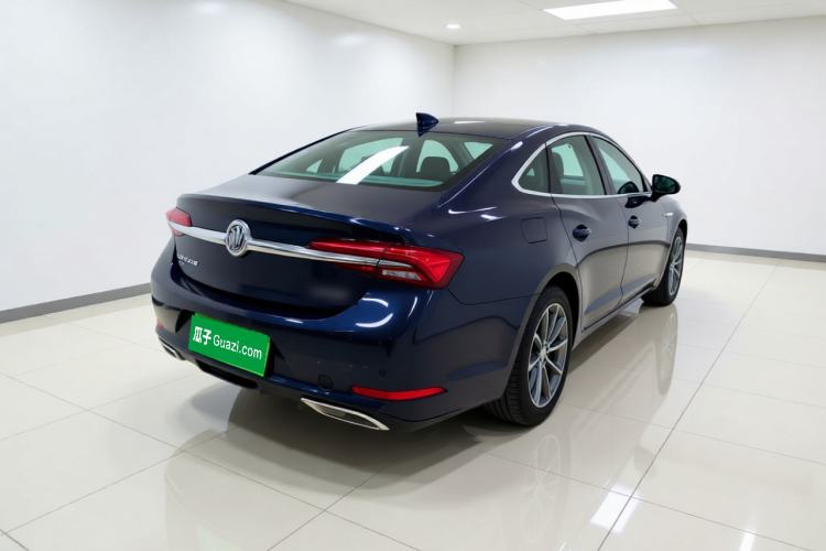 Used Buick LaCrosse 2019 28T Luxury Version Rear Right 45 Deg