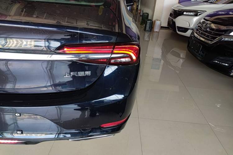 Used Buick LaCrosse 2019 28T Luxury Version Right Rear Taillight