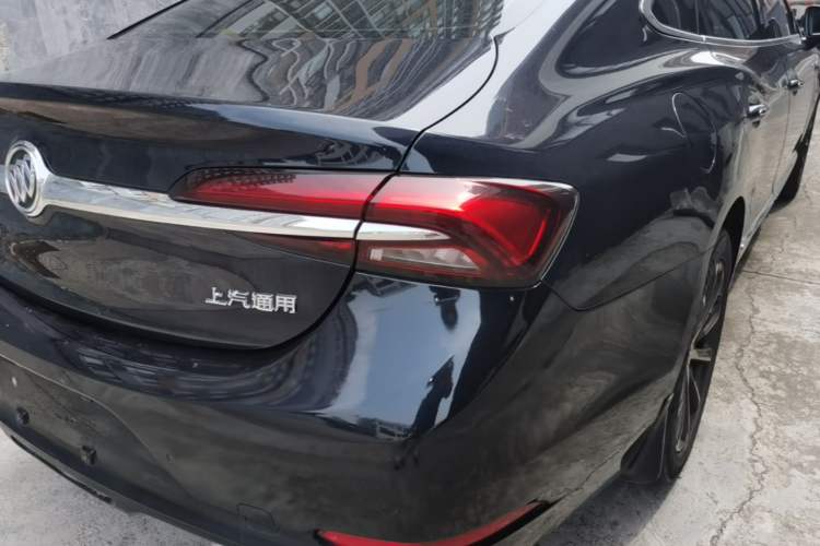 Used Buick LaCrosse 2019 28T Luxury Version Right Rear Taillight