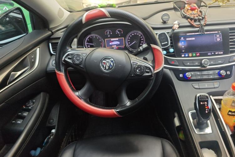 Used Buick LaCrosse 2019 28T Luxury Version Steering Wheel