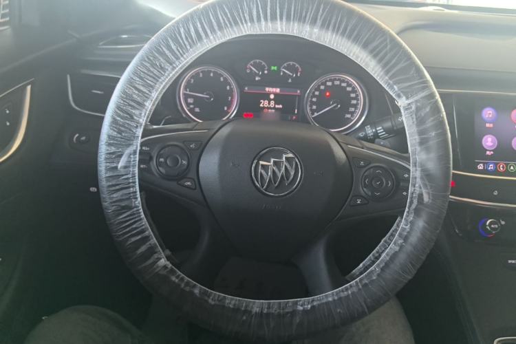 Used Buick LaCrosse 2019 28T Luxury Version Steering Wheel