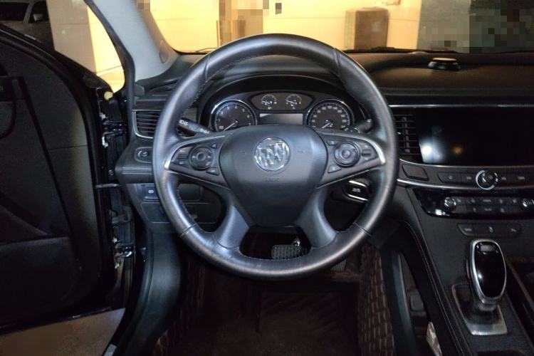 Used Buick LaCrosse 2019 28T Luxury Version Steering Wheel