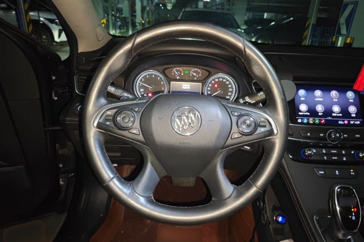 Used Buick LaCrosse 2019 28T Luxury Version Steering Wheel