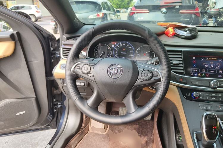 Used Buick LaCrosse 2019 28T Prestige Model Steering Wheel