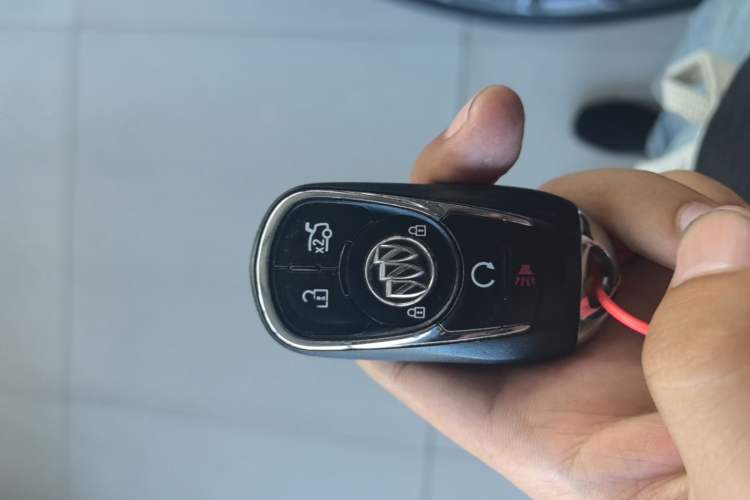 Used Buick LaCrosse 2019 28T Luxury Version Vehicle Key