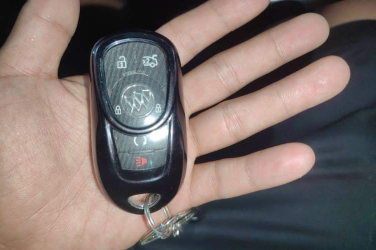 Used Buick LaCrosse 2019 28T Luxury Version Vehicle Key