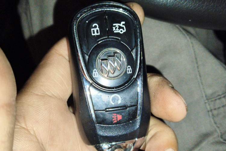 Used Buick LaCrosse 2019 28T Luxury Version Vehicle Key