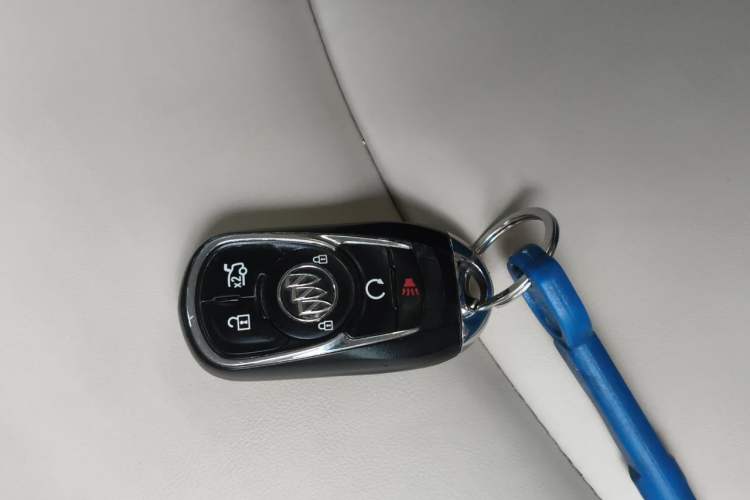 Used Buick LaCrosse 2019 28T Elite Edition Vehicle Key
