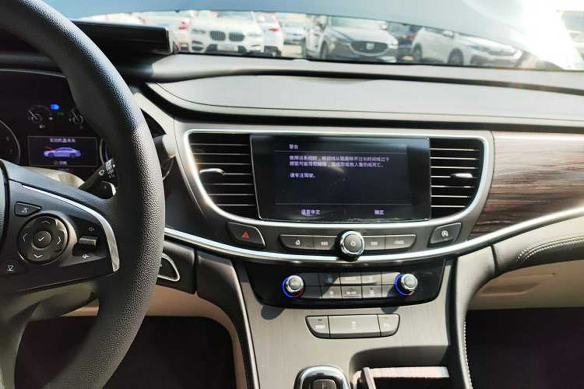 Used Buick LaCrosse 2019 28T Elite Edition Audio And AC Panel