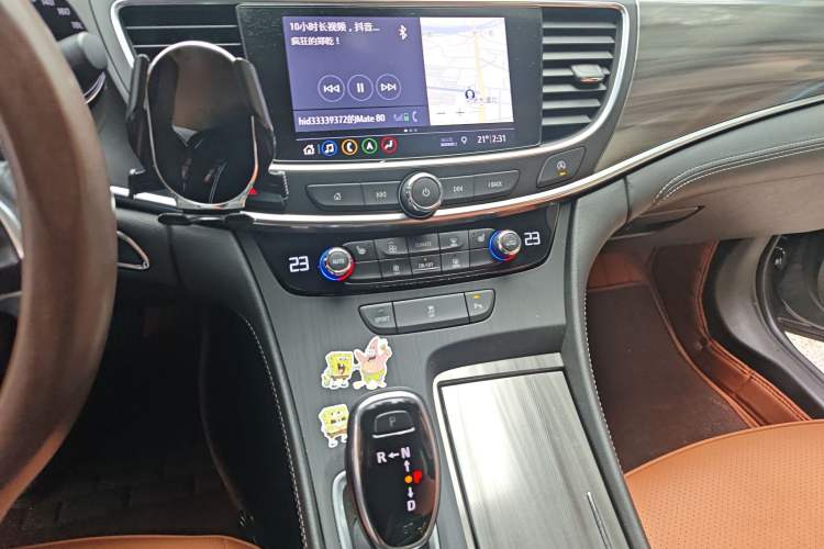 Used Buick LaCrosse 2019 28T Luxury Version Audio And AC Panel
