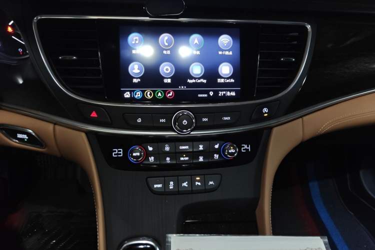 Used Buick LaCrosse 2019 28T Prestige Model Audio And AC Panel