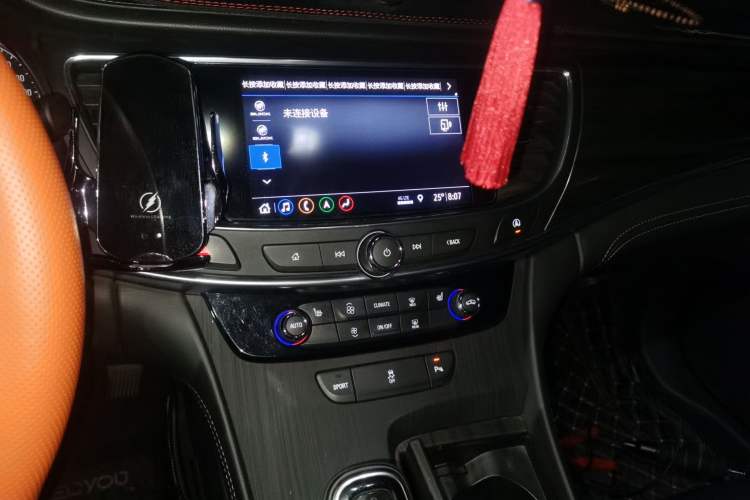 Used Buick LaCrosse 2019 28T Luxury Version Audio And AC Panel