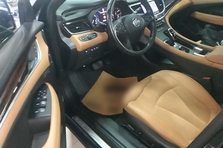 Used Buick LaCrosse 2019 28T Prestige Model Driver Seat