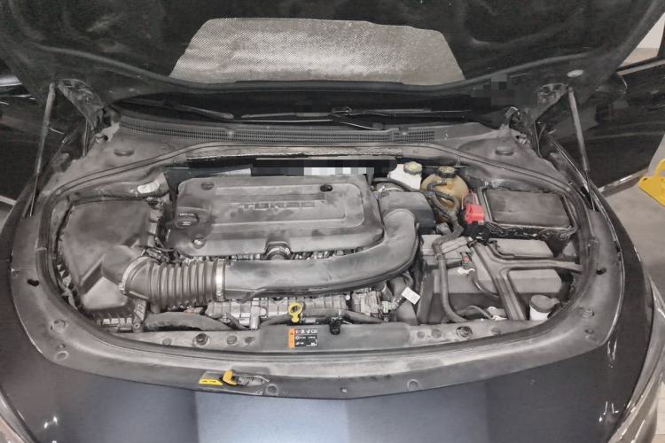 Used Buick LaCrosse 2019 28T Luxury Version Engine Bay