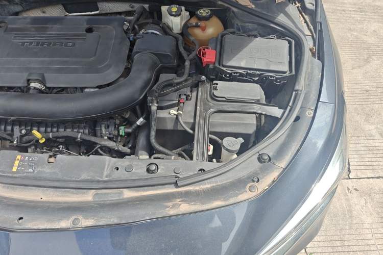 Used Buick LaCrosse 2019 28T Prestige Model Engine Bay Left