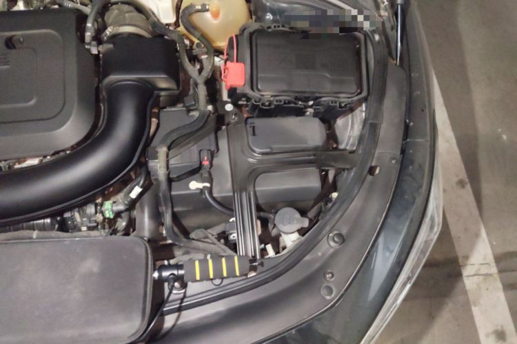 Used Buick LaCrosse 2019 28T Prestige Model Engine Bay Left