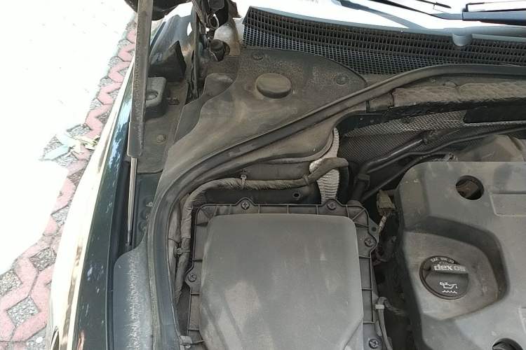Used Buick LaCrosse 2019 28T Prestige Model Engine Bay Right