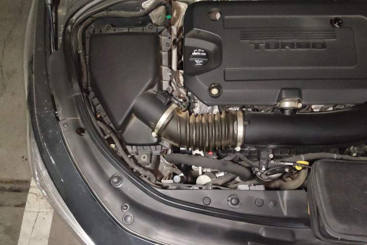 Used Buick LaCrosse 2019 28T Prestige Model Engine Bay Right