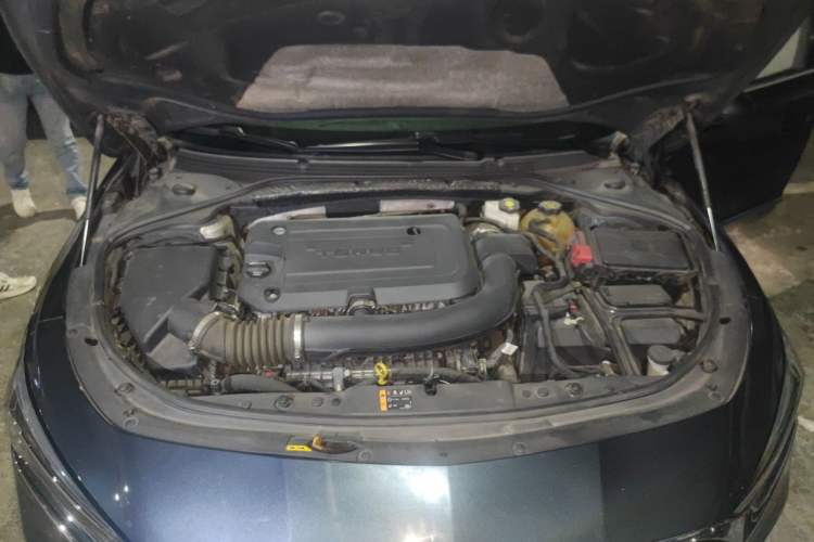 Used Buick LaCrosse 2019 28T Luxury Version Engine Bay