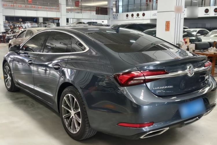 Used Buick LaCrosse 2019 28T Prestige Model Exterior 3