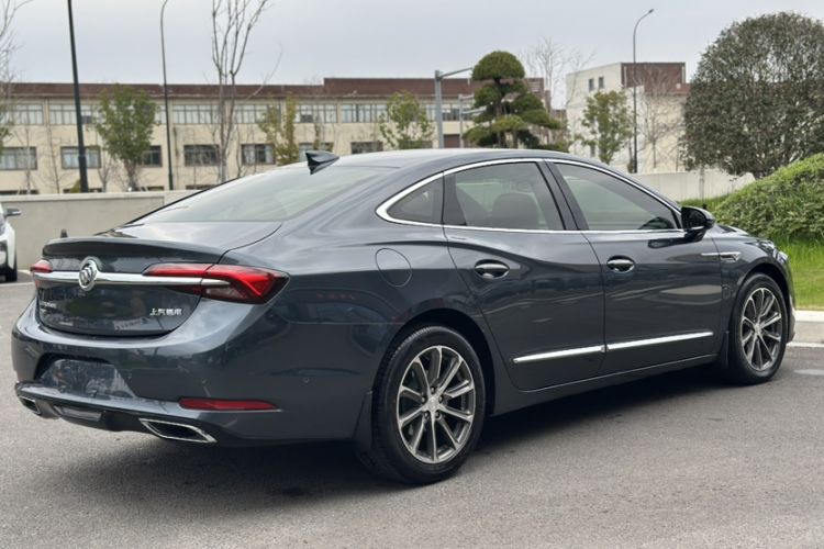 Used Buick LaCrosse 2019 28T Prestige Model Exterior 3
