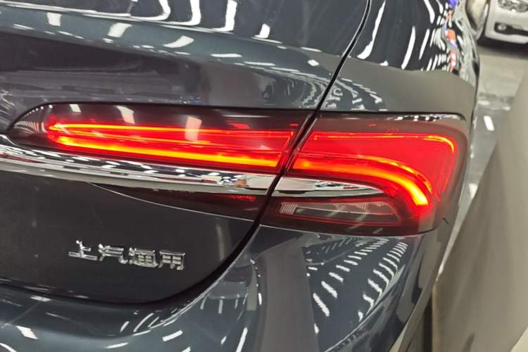 Used Buick LaCrosse 2019 28T Luxury Version Exterior 3