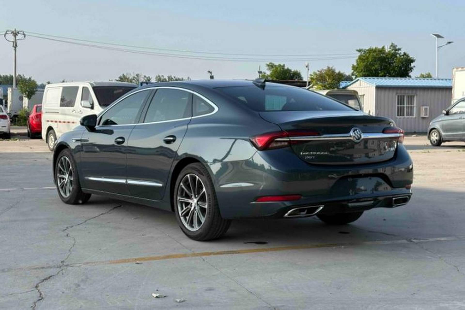 Used Buick LaCrosse 2019 28T Prestige Model Exterior 6